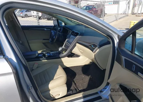 2015 Ford Fusion Se z USA, uszkodzony, nr VIN 3FA6P0HD5FR189773